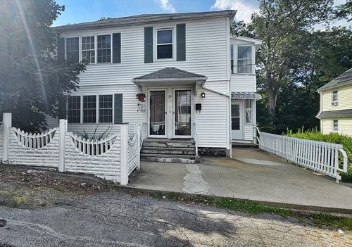 32 Roger St, Southbridge, MA, 01550-2738 | Card Image
