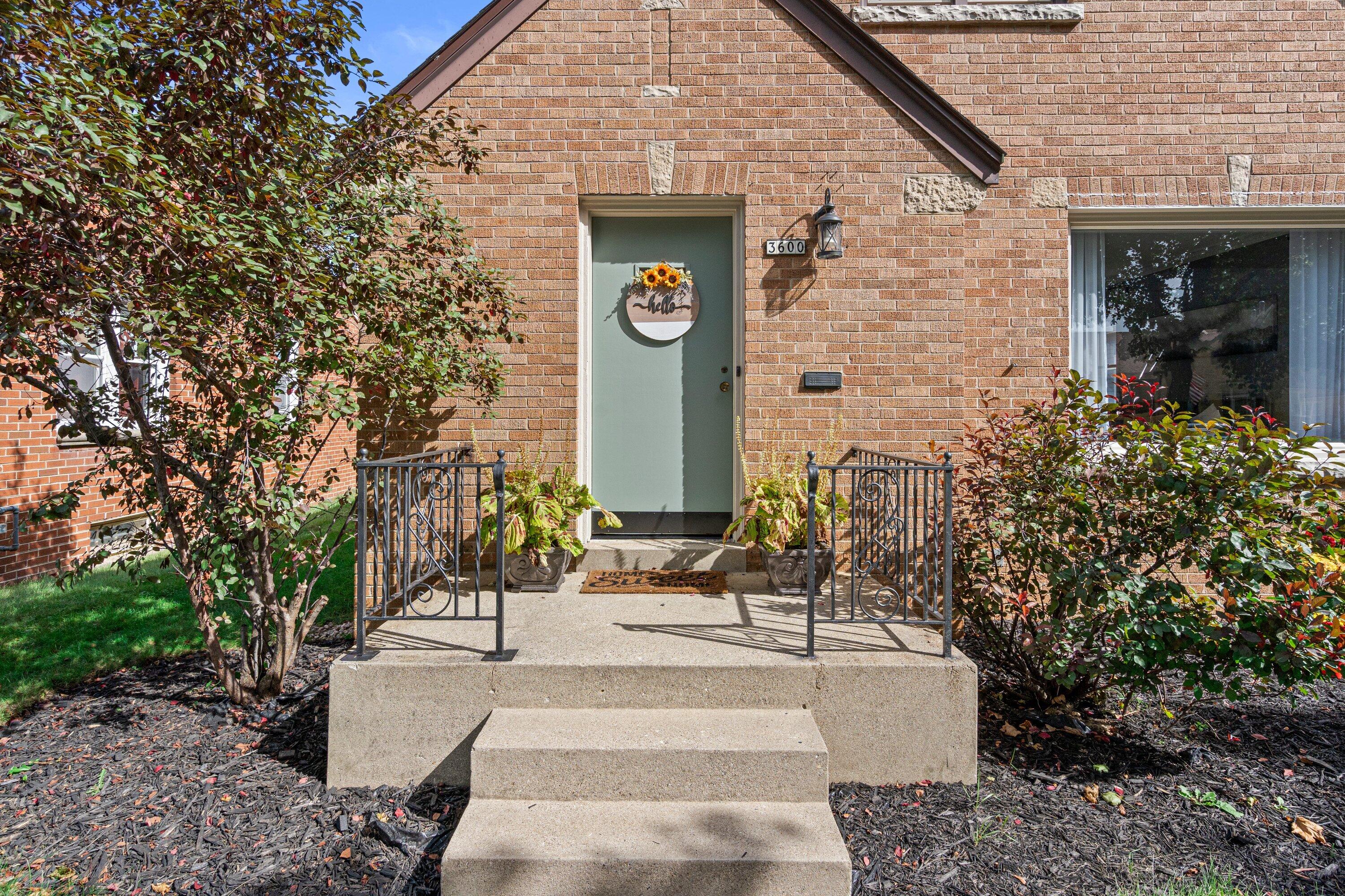 15th Pl, Milwaukee, WI 53221