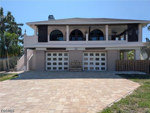 14952 Kimberly Ln, Fort Myers, FL, 33908-2343 | Card Image
