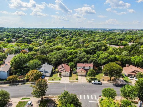 12004 Thompkins Dr, Austin, TX, 78753-6913 | Card Image