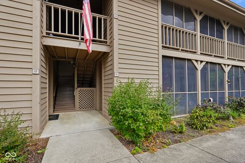 e20-280 W Main St, Nashville, IN, 47448-9740 | Card Image