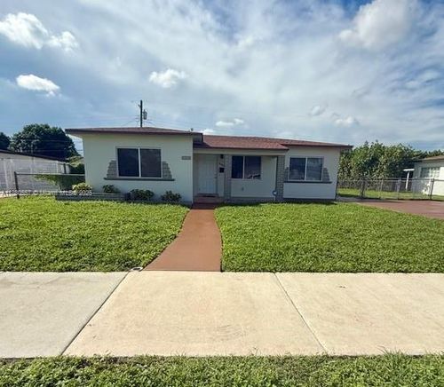 5730 Nw 112th Ter, Hialeah, FL, 33012-2574 | Card Image