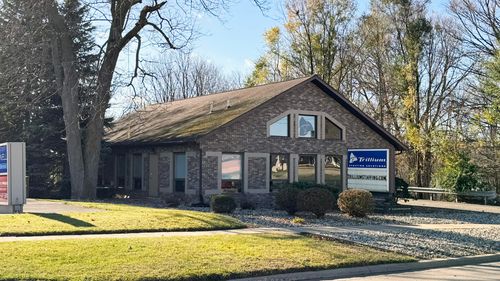 407 W Chicago St, Coldwater, MI, 49036-1872 | Card Image
