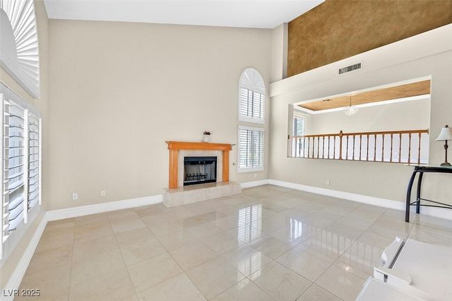 3367 Trickling Stream Cir, House other with 5 bedrooms, 3 bathrooms and null parking in Las Vegas NV | Image 4
