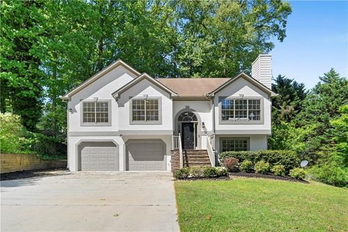 870 Long Branch Cir, Sugar Hill, GA, 30518-6964 | Card Image
