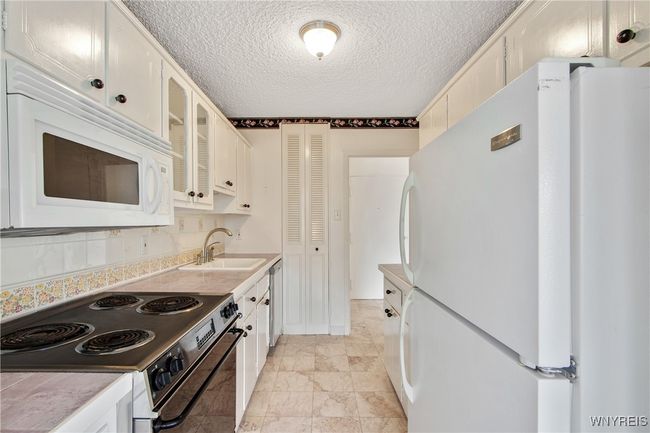 APT-3B - 1088 Delaware Ave, Condo with 1 bedrooms, 1 bathrooms and null parking in Buffalo NY | Image 11