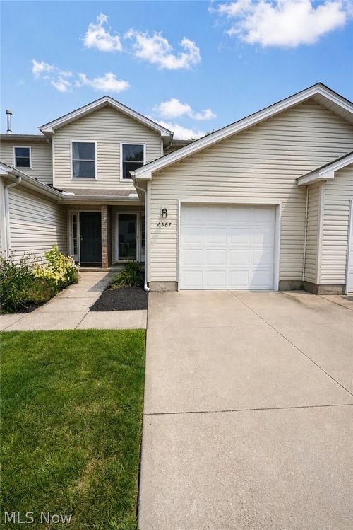 6387 Forest Park Dr, North Ridgeville, OH, 44039-1696 | Card Image