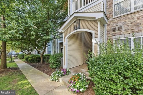404-503 Sunset View Ter Se, LEESBURG, VA, 20175-6195 | Card Image