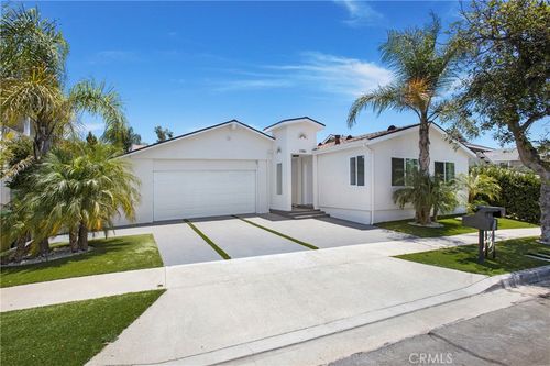 unit-2-13782 Ridgecrest Cir, Tustin, CA, 92780-1866 | Card Image