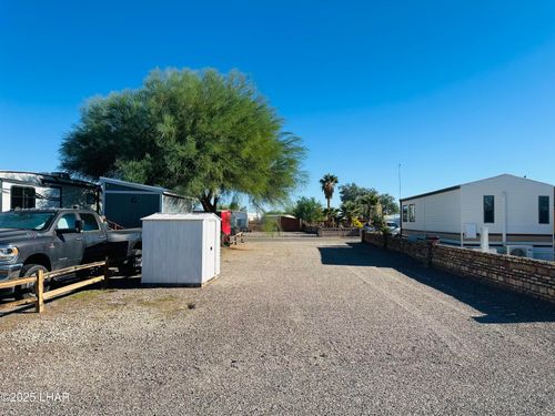 43-200 N Moon Mountain Ave, Quartzsite, AZ, 85346-0589 | Card Image
