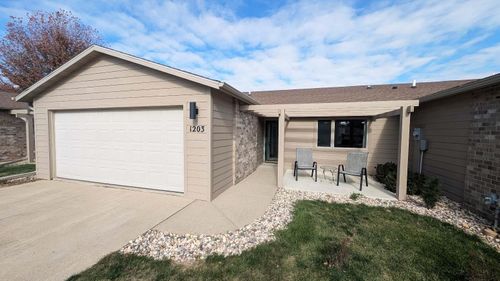 1203 Mcnaughton Way, Spencer, IA, 51301-2810 | Card Image