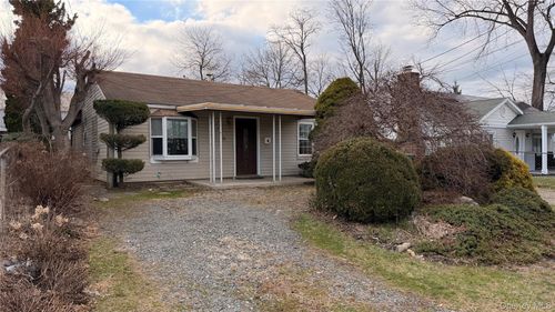 31 N Wayne Ave, West Haverstraw, NY, 10993-1412 | Card Image