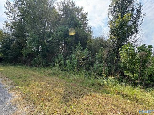 27185 B Union Hill Rd, Anderson, AL, 35610-3307 | Card Image