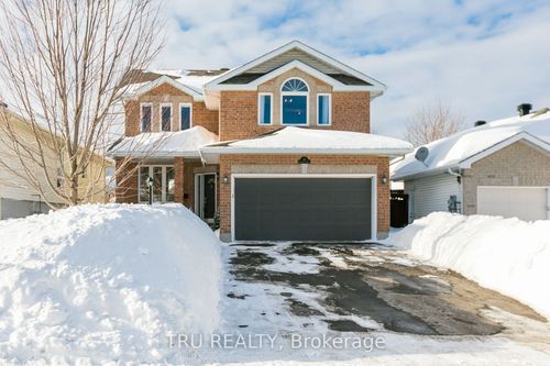 49 Stonepath Cres, Stittsville, ON, K2S1S4 | Card Image