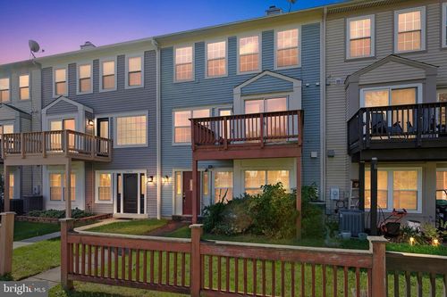 7922 Chapel Cove Dr, LAUREL, MD, 20707-5842 | Card Image