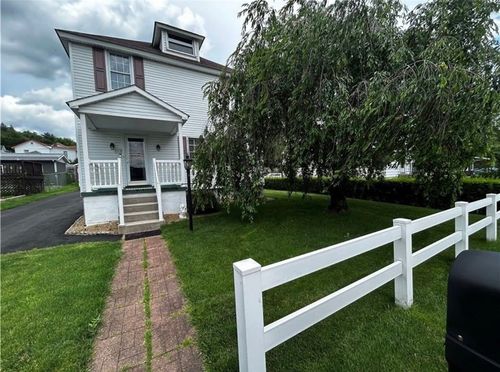 6964 Route 711, Seward, PA, 15954-2027 | Card Image