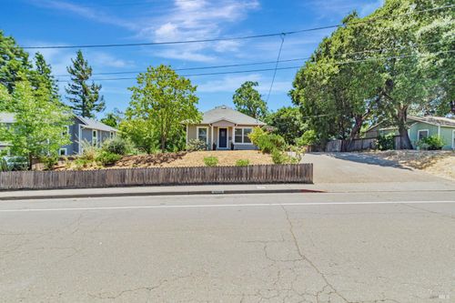 6775 Sunset Ave, Sebastopol, CA, 95472-3439 | Card Image