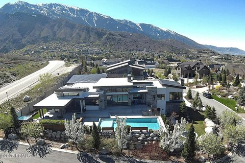 9351 S Granite Vista Dr, Cottonwood Heights, UT, 84092-6097 | Card Image