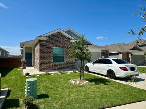 520 Doherty, Kyle, TX, 78640-2750 | Card Image