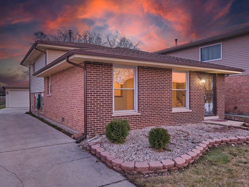 18207 Ravisloe Ter, Country Club Hills, IL, 60478-5357 | Card Image