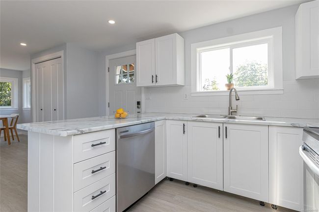 22 - 1572 Seabird Rd, House other with 2 bedrooms, 2 bathrooms and 2 parking in Ladysmith BC | Image 4