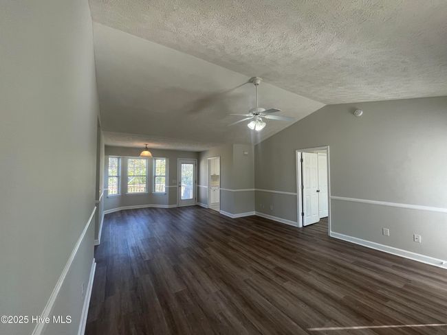 2200 E Boiling Spring Rd, House other with 3 bedrooms, 2 bathrooms and null parking in Southport NC | Image 4