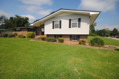 9148 Westminister Circle Dr, Chattanooga, TN, 37416-1507 | Card Image