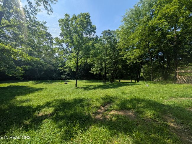 7421 Sevierville Pike, House other with 2 bedrooms, 1 bathrooms and null parking in Knoxville TN | Image 12