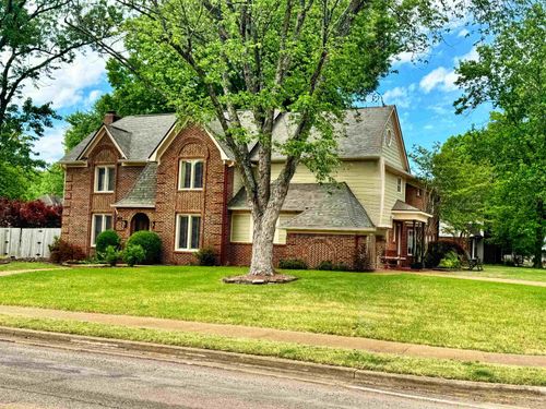 947 Rolling Oaks Ln, Collierville, TN, 38017-3214 | Card Image