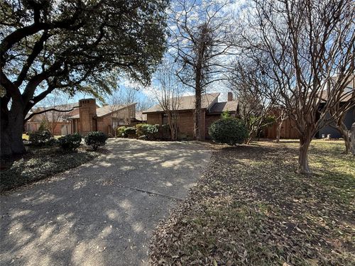 16411 Lauder Ln, Dallas, TX, 75248-2351 | Card Image