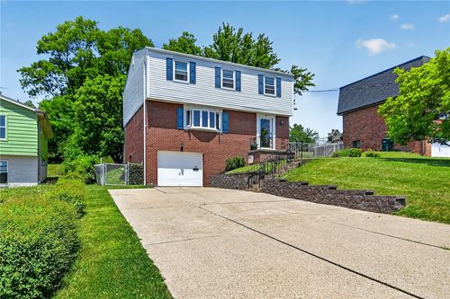 96 Skyvue Dr, Pittsburgh, PA, 15234-3208 | Card Image