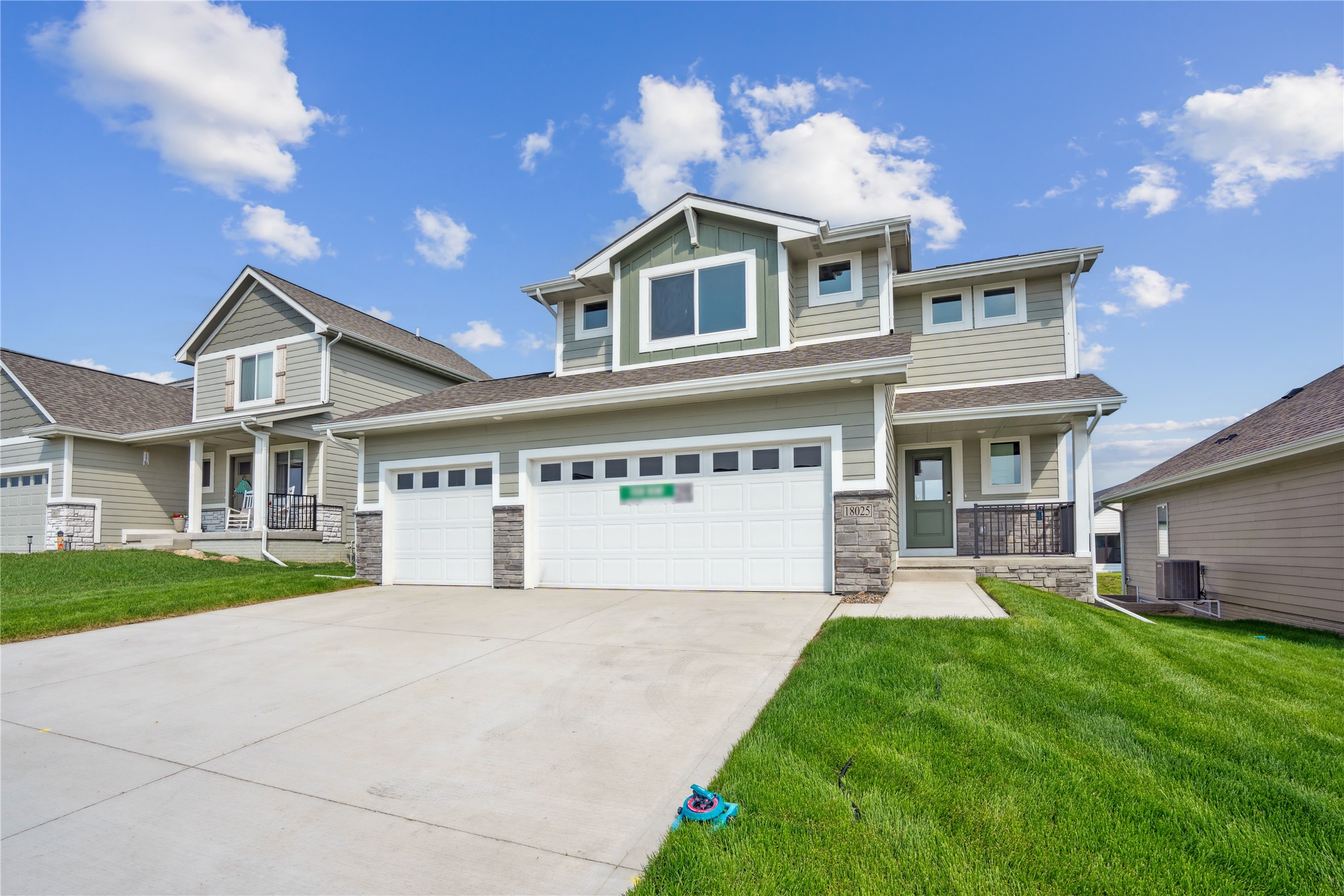 Alpine Dr, Clive, IA 50325