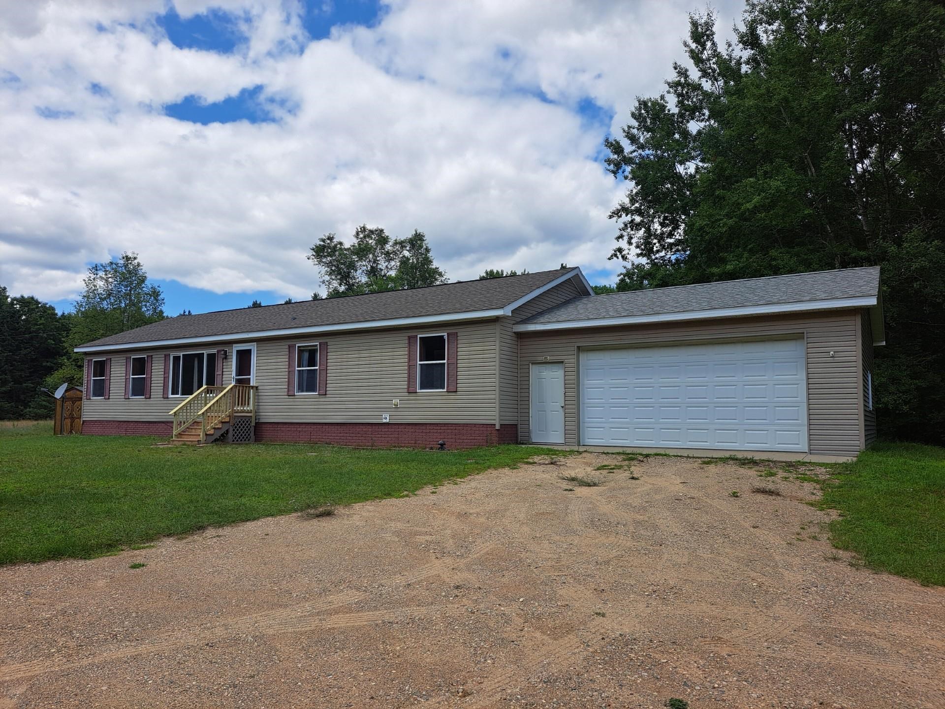 Clear Lake Rd, Lake, MI 48632