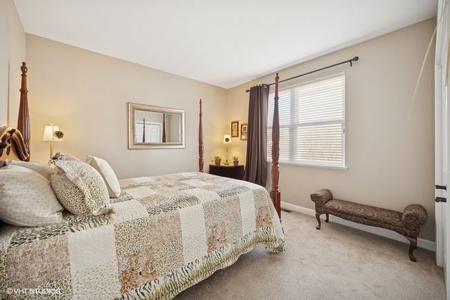 5582 Chapel Hl, House other with 3 bedrooms, 2 bathrooms and 2 parking in Gurnee IL | Image 35