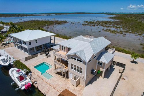 333 Indies Rd, Ramrod Key, FL, 33042-5402 | Card Image