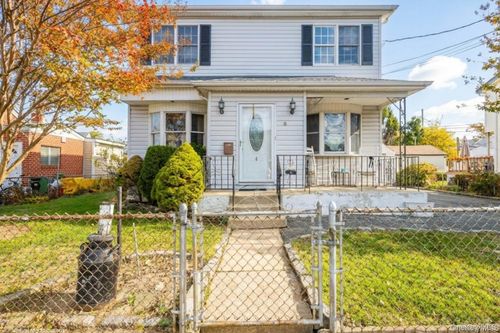 6 Nelson St, Elmont, NY, 11003-3327 | Card Image