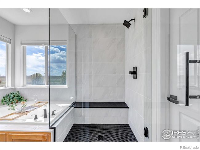 Frameless glass shower frame! | Image 23