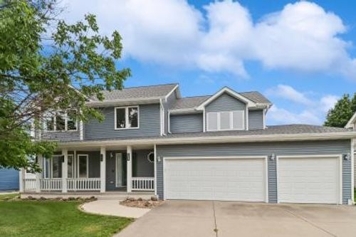 708 13th St Sw, Altoona, IA, 50009-2414 | Card Image