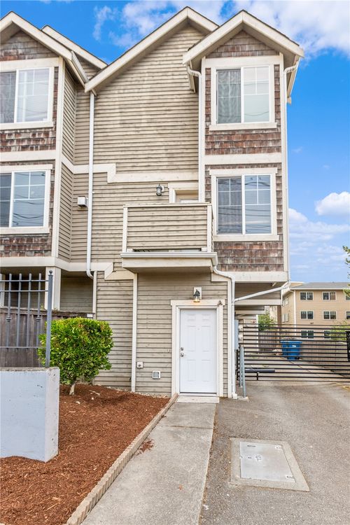 a-4346 7th Ave Ne, Seattle, WA, 98105-6949 | Card Image