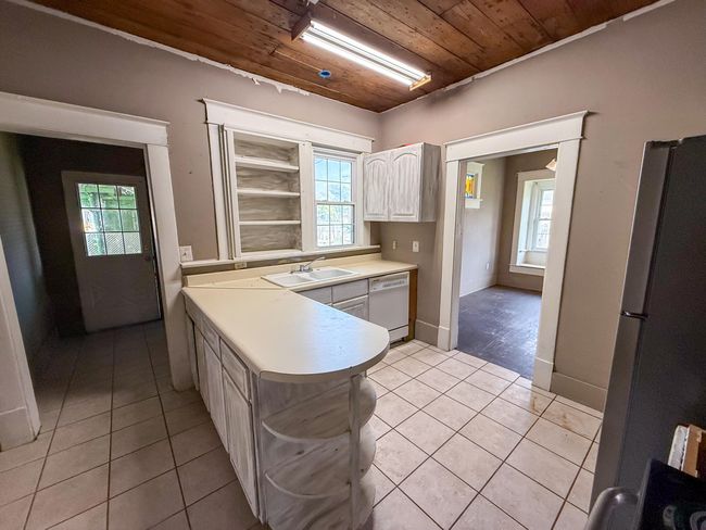 913 Galveston St, House other with 4 bedrooms, 2 bathrooms and null parking in Plainview TX | Image 7