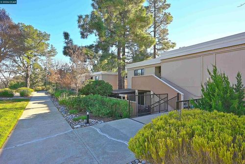 apt-1-1857 Golden Rain Rd, Walnut Creek, CA, 94595-2179 | Card Image