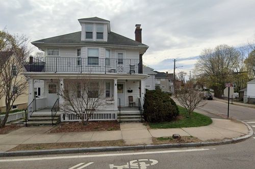 2-89-91 Thacher St, Milton, MA, 02186-2022 | Card Image