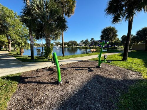 203-725 Lori Dr, Palm Springs, FL, 33461-1291 | Card Image