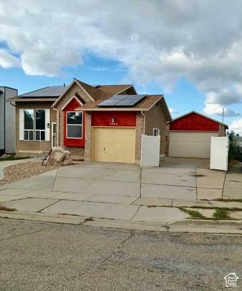 2900 W 5650 S, Roy, UT, 84067-1177 | Card Image