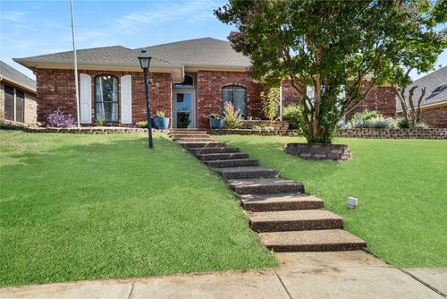 1310 Royal Palm Ln, Carrollton, TX, 75007-1034 | Card Image
