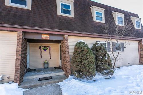 15 Dorset Ct, Edwardsville, IL, 62025-3920 | Card Image