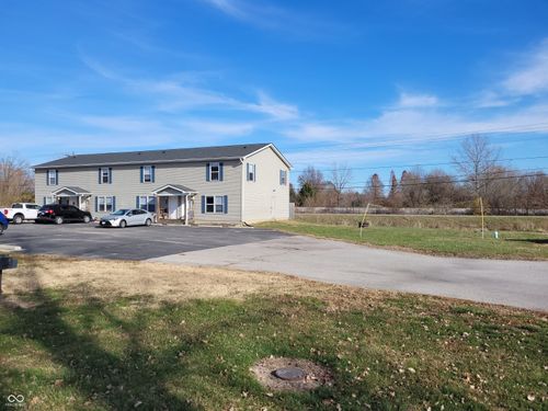 132 Center Dr, Mooresville, IN, 46158-8336 | Card Image