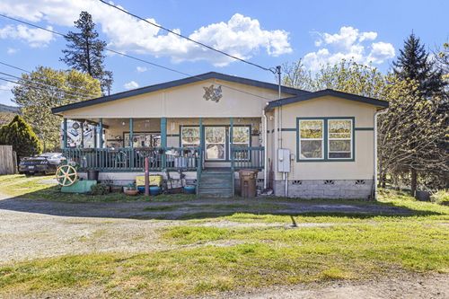 1313 N Old Pacific Highway, Myrtle Creek, OR, 97457 | Card Image