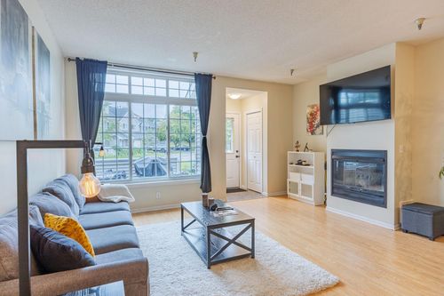 18126 Settlers Way, Eden Prairie, MN, 55347-1036 | Card Image