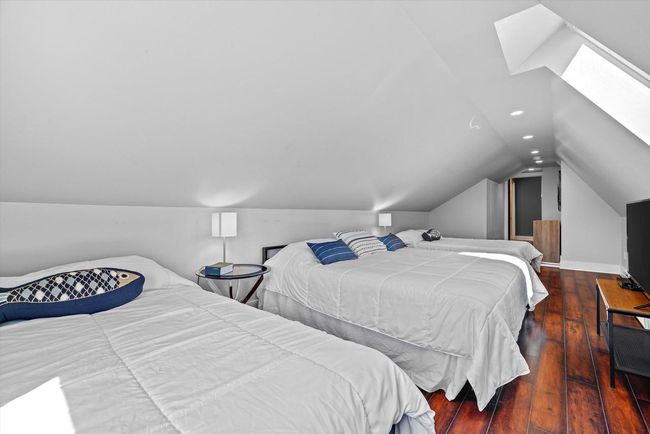 2533 Lakeshore Dr, House other with 5 bedrooms, 3 bathrooms and null parking in Sheboygan WI | Image 44